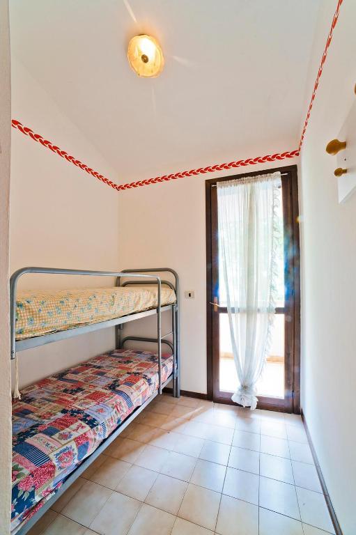 Residence Cinzia Pool Bibione Rum bild