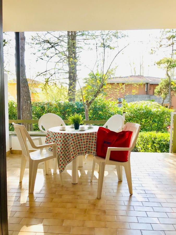 Residence Cinzia Pool Bibione Exteriör bild